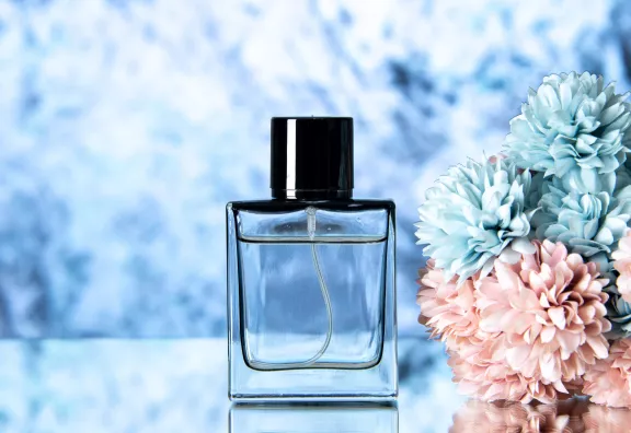 Conoscere il profumo: cosa sono la nota di testa, la nota di cuore e la nota di fondo