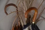 Portaombrelli posacenere hotel Present More, soluzioni eleganti e pratiche per ordine e funzionalità negli spazi comuni.