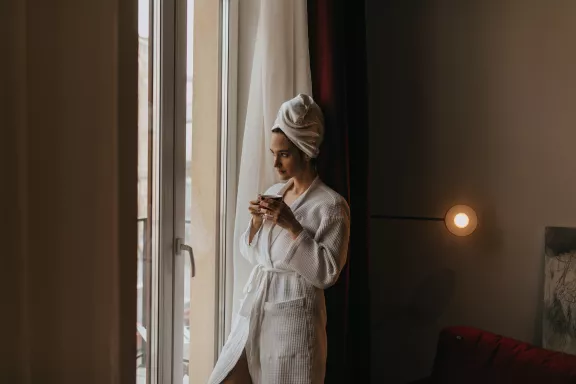L’importanza dell’accappatoio nelle strutture di benessere, spa e hotel