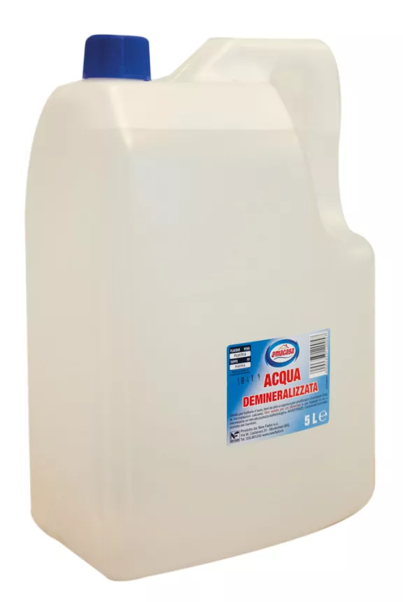 Acqua demineralizzata