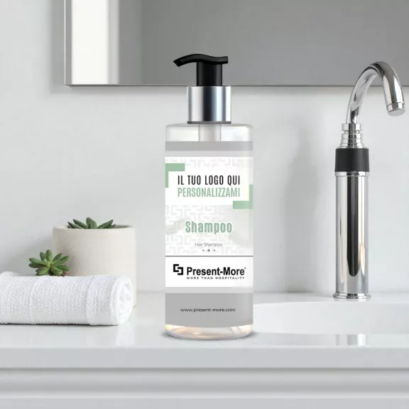 Shampoo con etichetta personalizzata